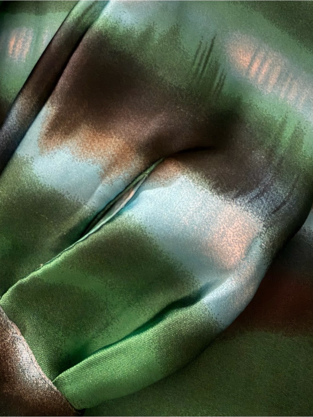 Bailey 44 Satin Ombré Button Up Blouse Shirt - Picture 5 of 7